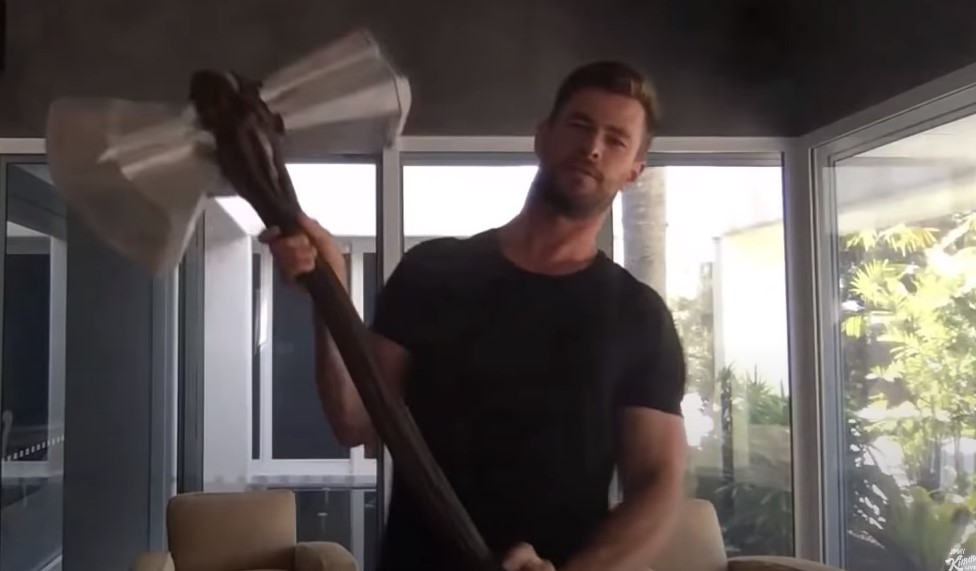 Chris Hemsworth Thor Stormbreaker
