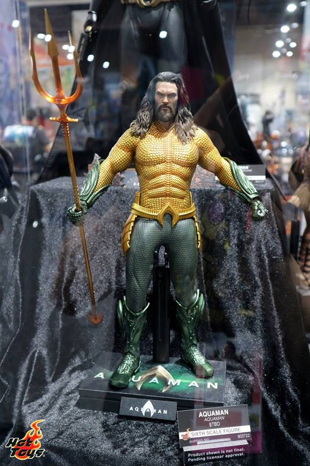 Aquaman green and orange suit