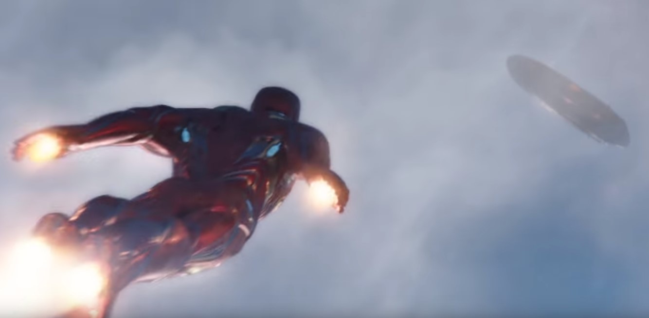 avengers infinity war iron man flies