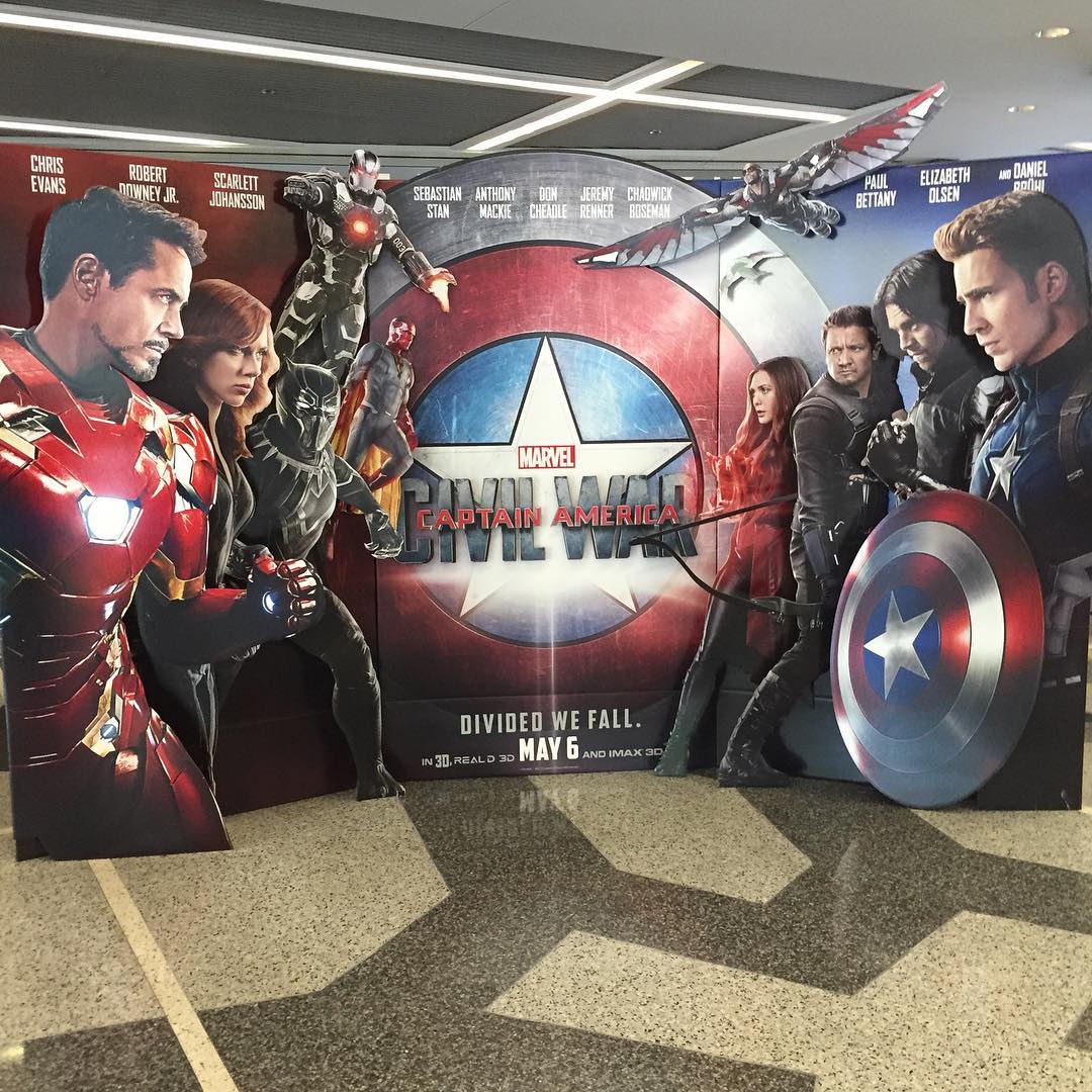 captainamericacivilwarstandee