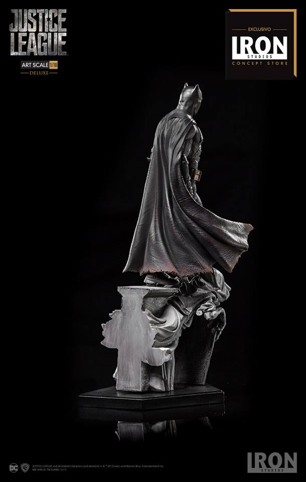 Iron Studios Justice League Batman