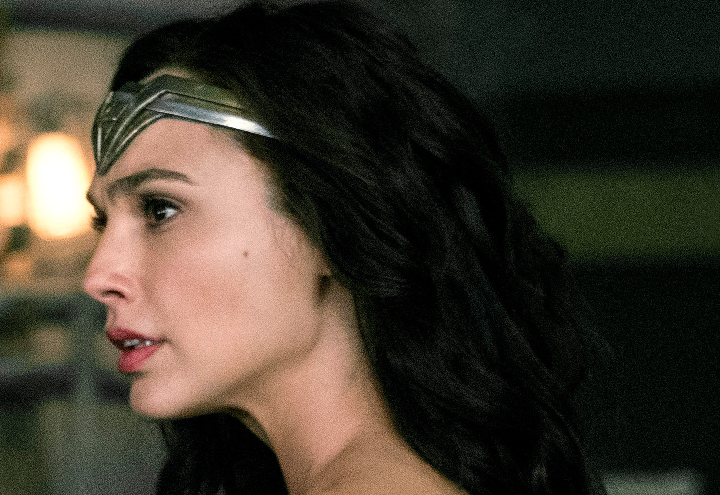 wonder woman head crop justice league