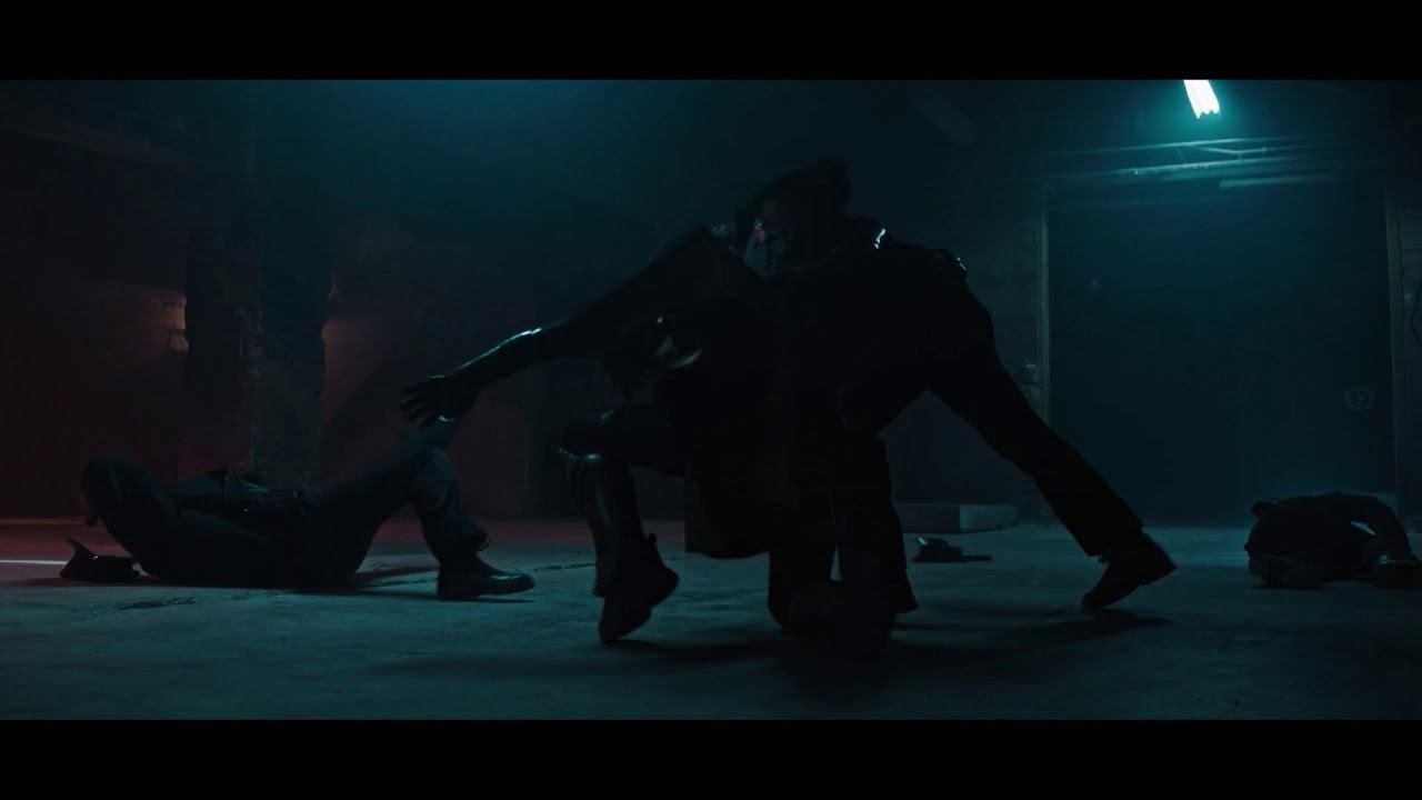 Titans 1x6 - Jason Todd vs Cops - [HD]