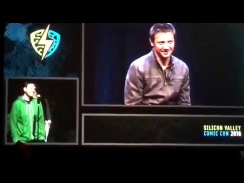 Jeremy Renner Responds To Amell Saying Arrow Could Beat Hawkeye Silicon Valley Comic Con
