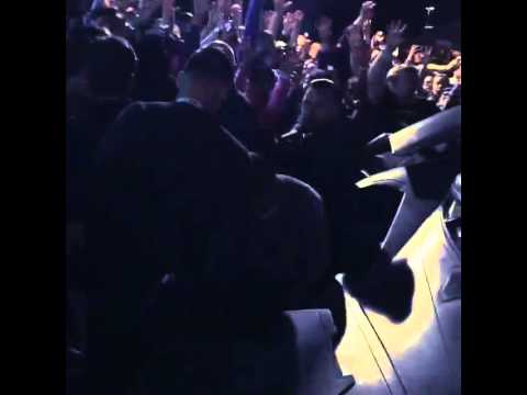 Zack Snyder appears in Hall H Line to Support Fans with Batmobile San Diego Comic-con SDCC 2015