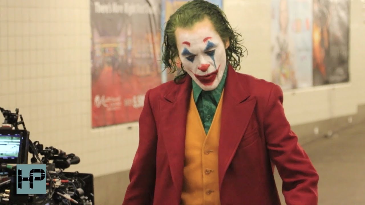 JOKER Movie Filming New Scene in Brooklyn Subway Station - Joaquin Phoenix in Full Make Up