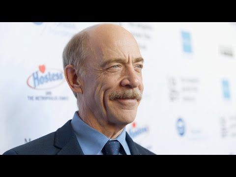 EXCLUSIVE: J.K. Simmons Teases 'Badass' Commissioner Gordon
