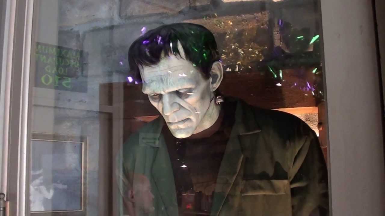 Universal Studios Monsters Cafe - Frankenstein, Wolfman in Florida.