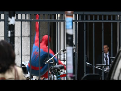 Tom Holland STUNT Filming on Spider-Man Brand New Day Set