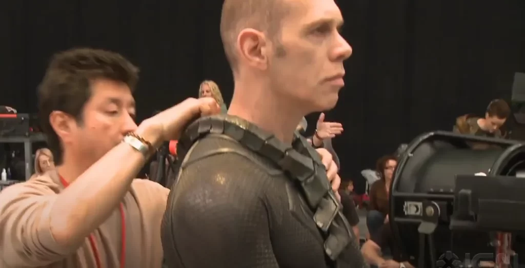 Mackenzie Gray in Man of Steel as Jax-Ur