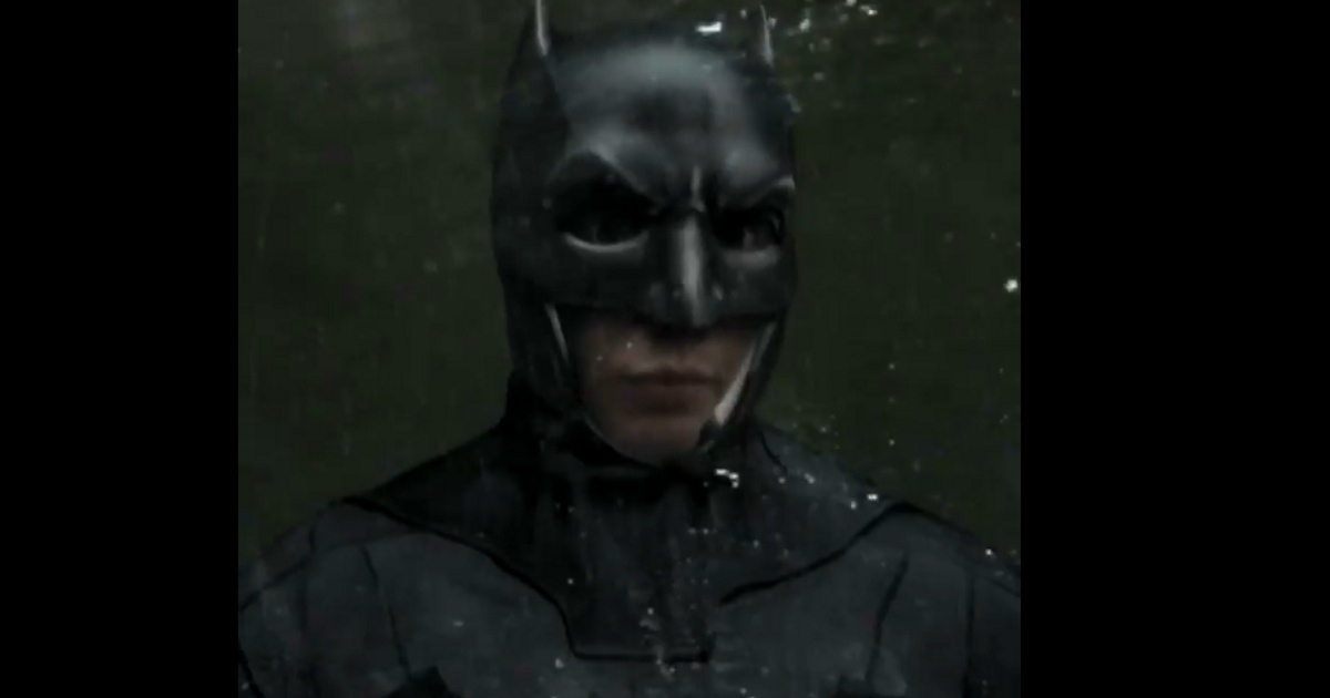 Cool Dark Knight Snapchat Lens Revealed For Batman Vs. Superman (Video)