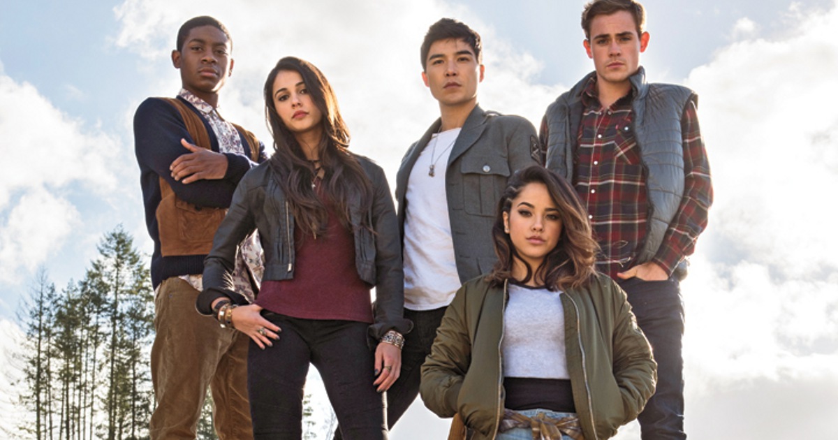 First Look At New Power Rangers Team