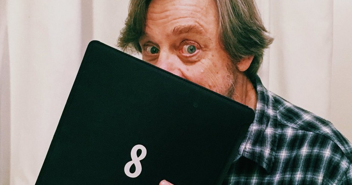 Star Wars: Episode VIII Secret To Be Revealed With Million Mark Hamill Twitter Followers