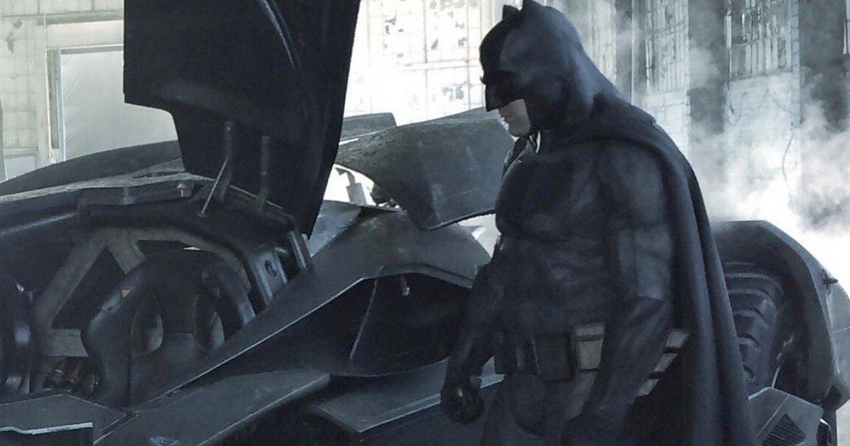 Patrick Tatopoulos Shares Batman Vs. Superman Images