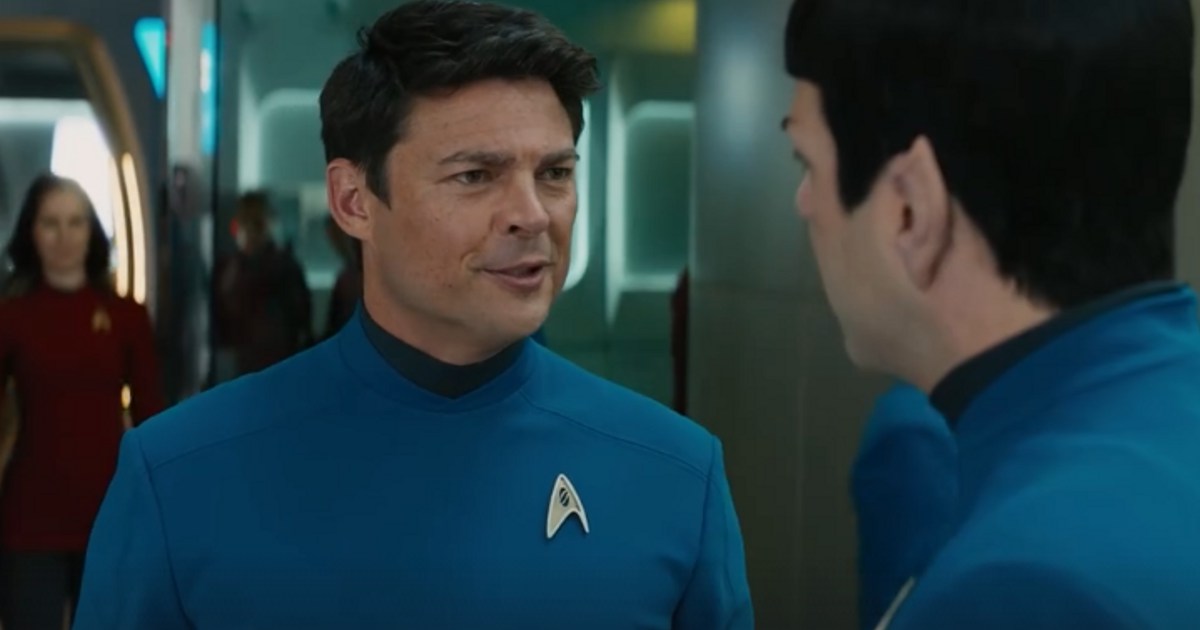Watch: Karl Urban Star Trek Beyond Clip
