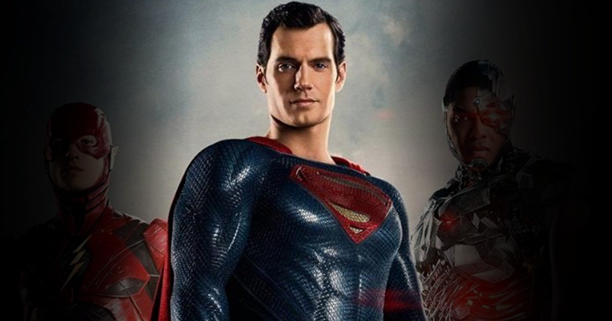 First Look at Henry Cavill as Superman In Dawn of Justice (Photos)