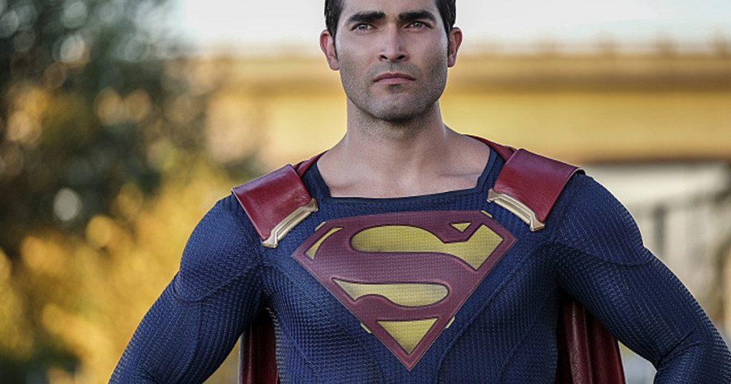 superman-supergirl-preview-images