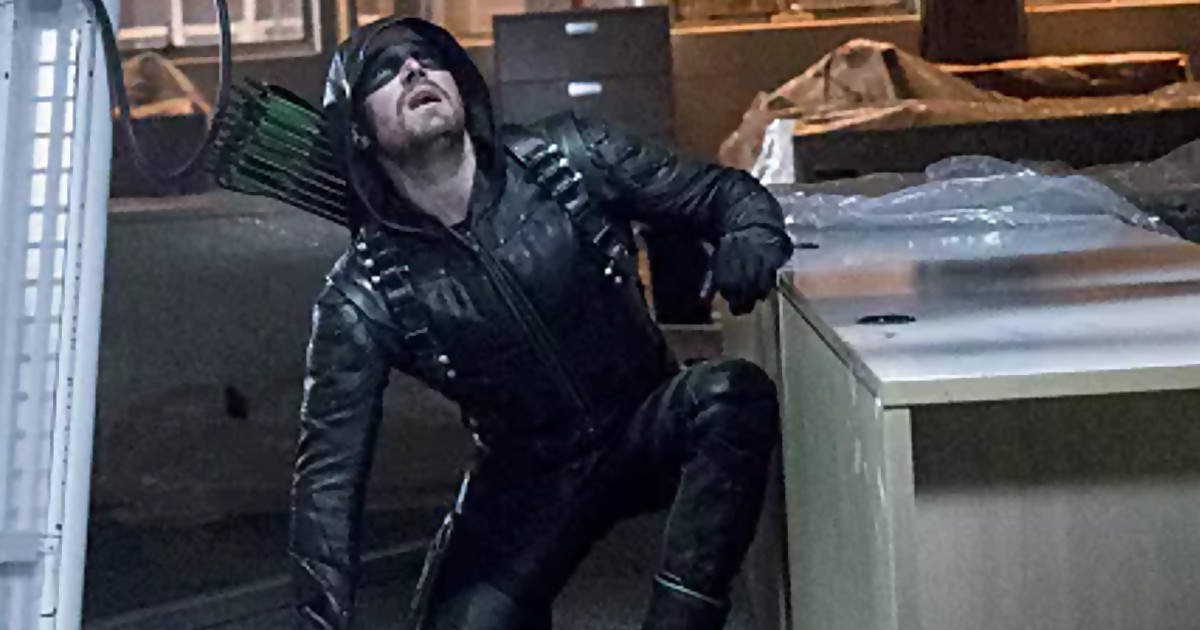 Arrow 5×09 “What We Leave Behind” Preview Images