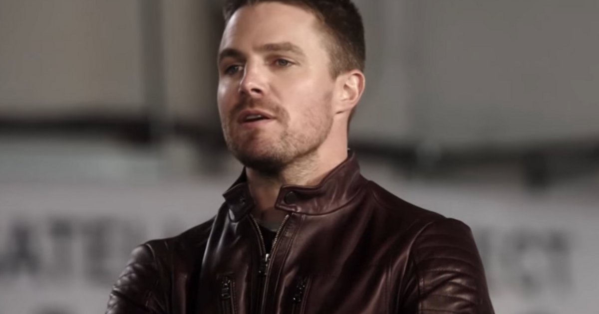 arrow-flash-supergirl-legends-crossover-footage