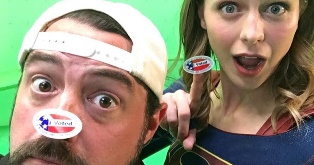 kevin-smith-supergirl-set-video