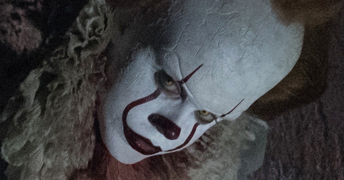 High-Res Bill Skarsgard Pennywise “It” Image & Synopsis Released