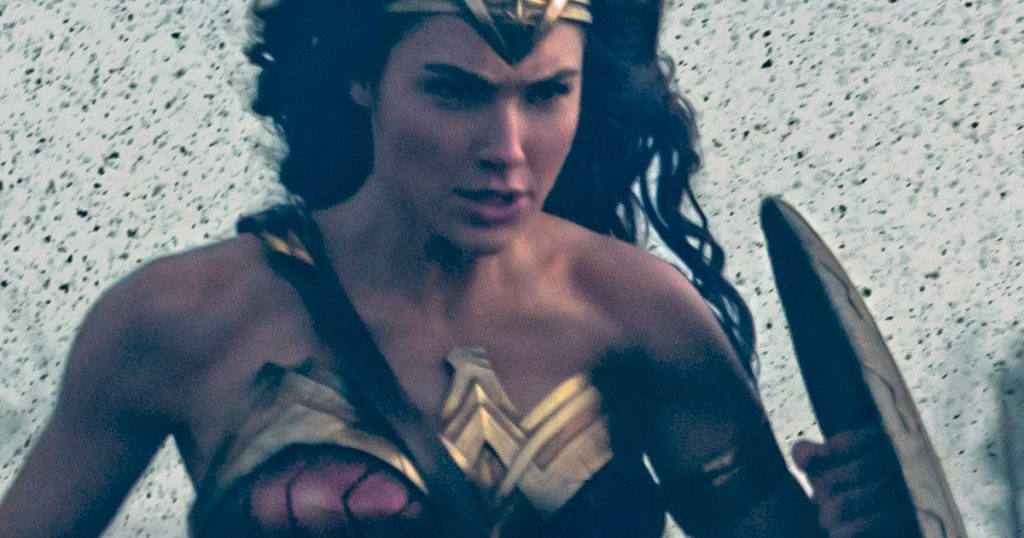 wonder-woman-wb-golden-trailer-awards