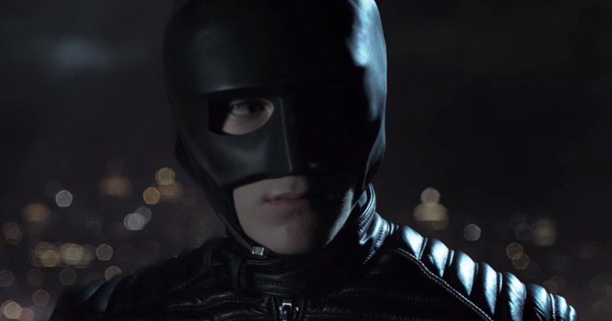 Gotham Trailer Teases Early Batman