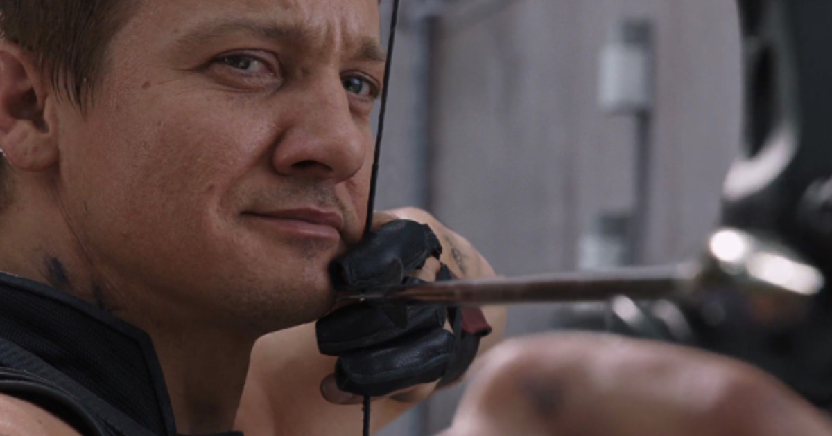 Jeremy Renner Teases Hawkeye For The Avengers: Infinity War