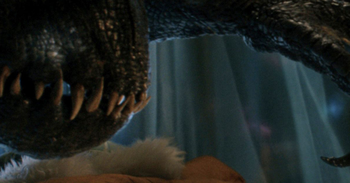 Jurassic World: Fallen Kingdom: Indoraptor!