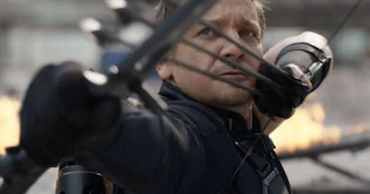 Jeremy Renner Explains How He Broke His Arms