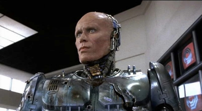Neill Blomkamp Wants Peter Weller Back As RoboCop