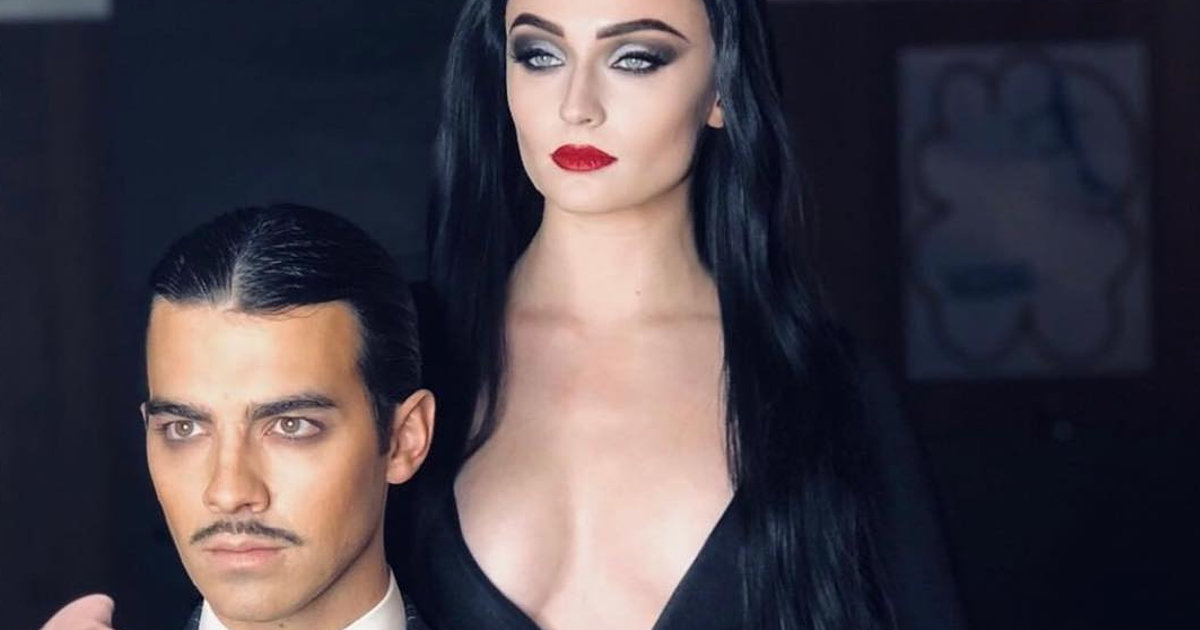 X-Men's Sophie Turner As Morticia For Halloween