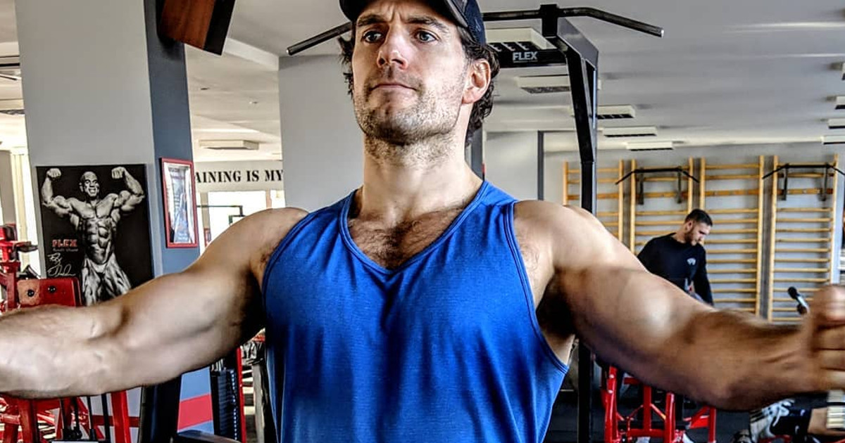 Batman v Superman: Henry Cavill's insane workout regime revealed - how to  get as huge as the Man of Steel - Mirror Online