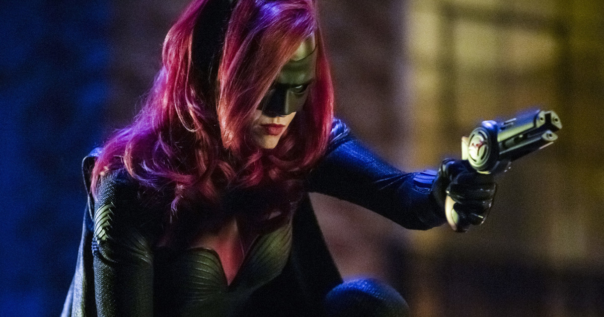 Batwoman Moves Forward With Pilot Casting