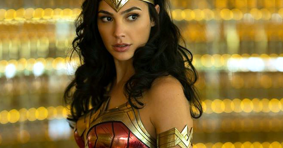 Gal Gadot Poster and Statue Shown Off For Wonder Woman 1984