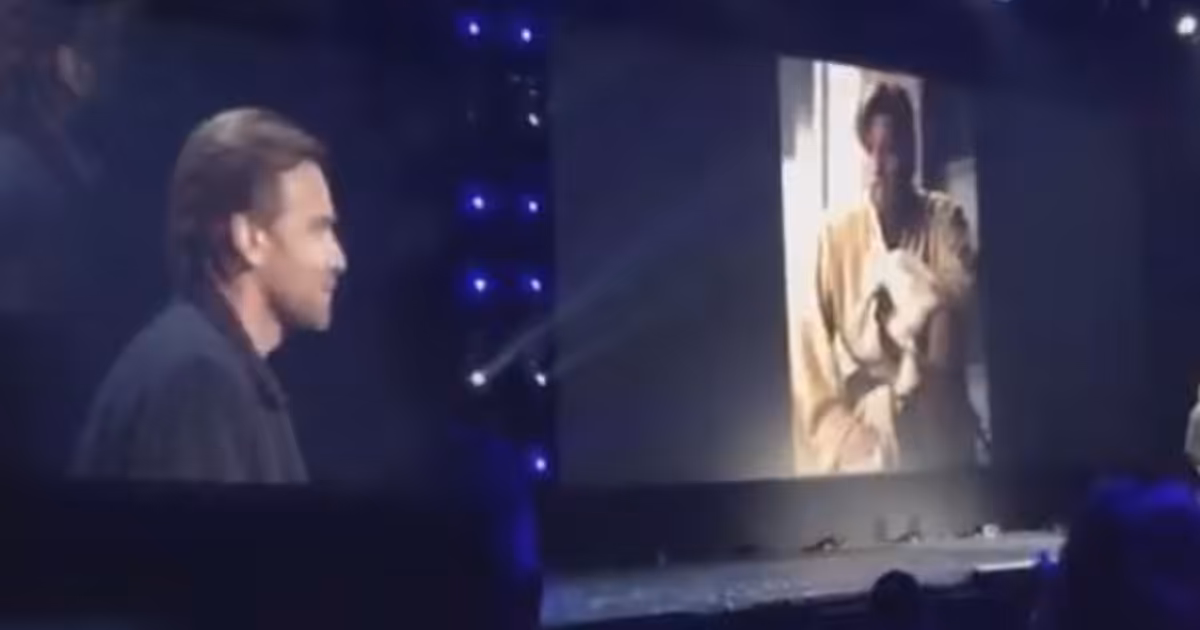 Ewan McGregor Confirms Obi-Wan Kenobi At D23 Expo