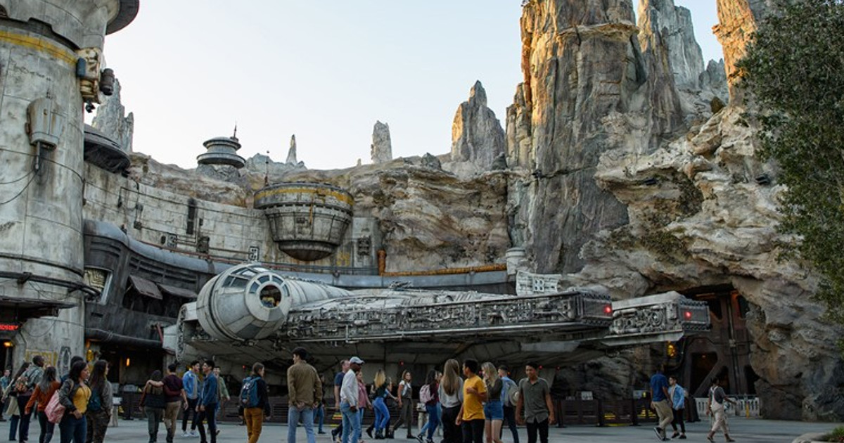 Disney Fires Exec After Star Wars: Galaxy’s Edge Failure