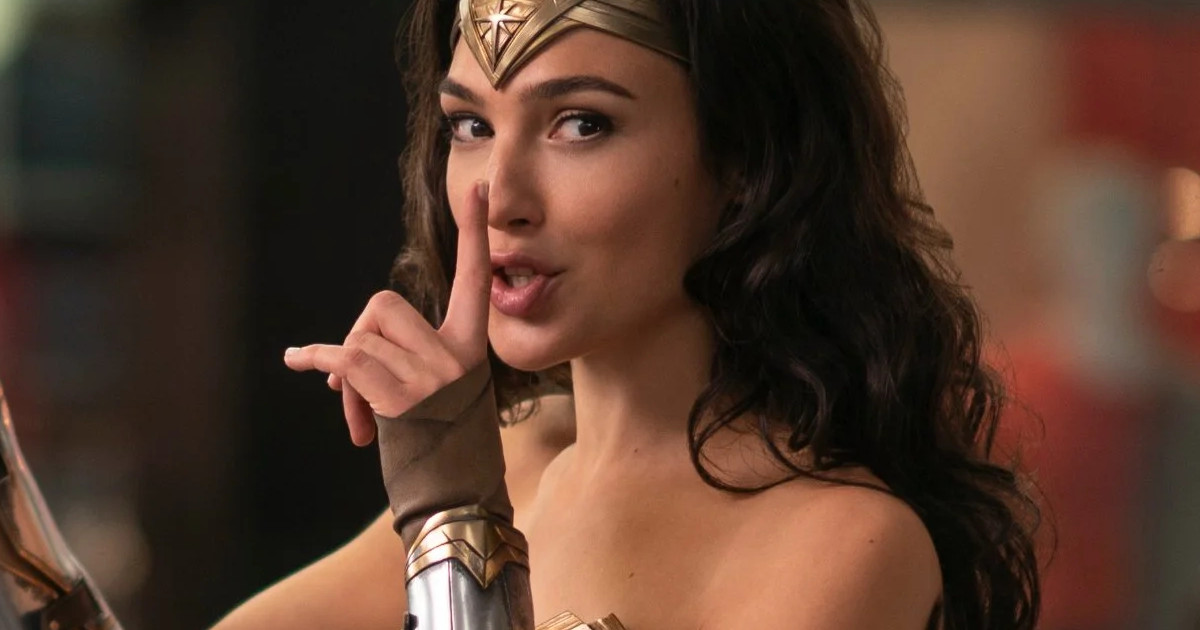 Gal Gadot Saves The Day In ‘Wonder Woman 1984’ Images