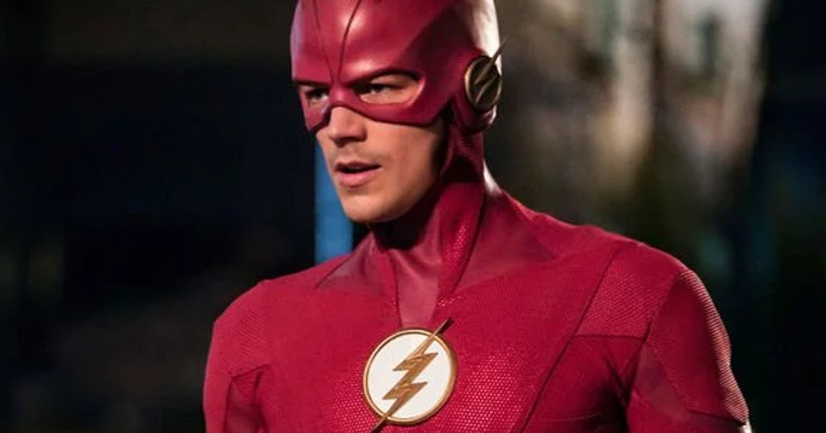 The Flash, Supergirl, Batwoman Filming Halted