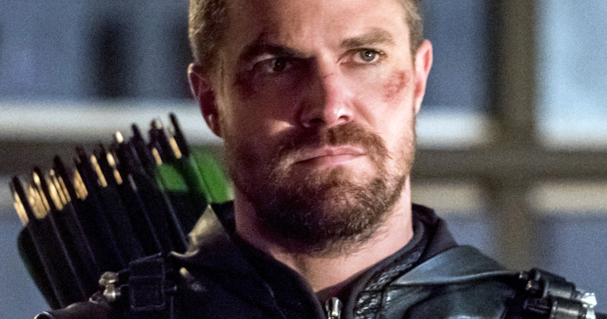 stephen-amell-under-attack-racist-accusers