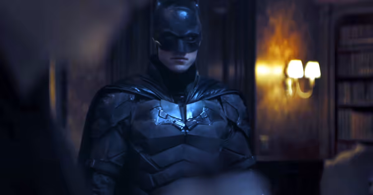 Batman and Catwoman Shown Off In Chase Scene From Chicago