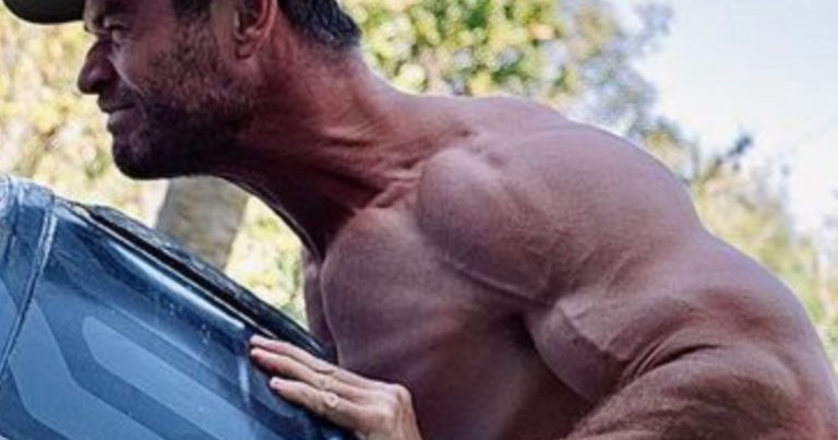 chris-hemsworth-super-jacked-chris-pratt-thor-4
