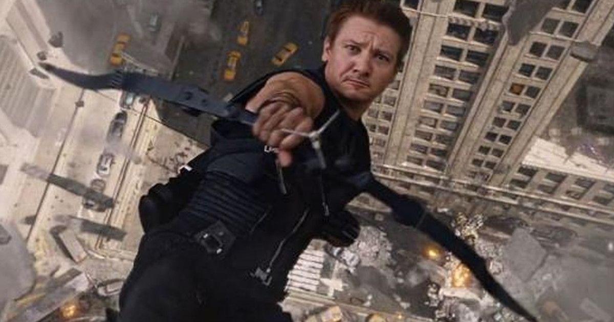 Jeremy Renner Training For ‘Hawkeye’; Teases New Costume