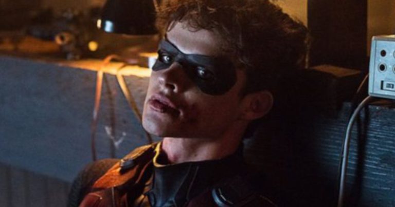 red-hood-titans-series