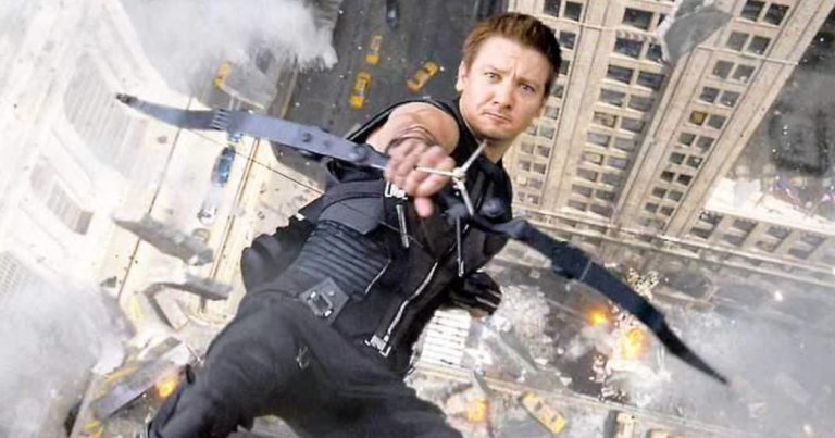 ms-marvel-hawkeye-comic-book-accurate-costumes