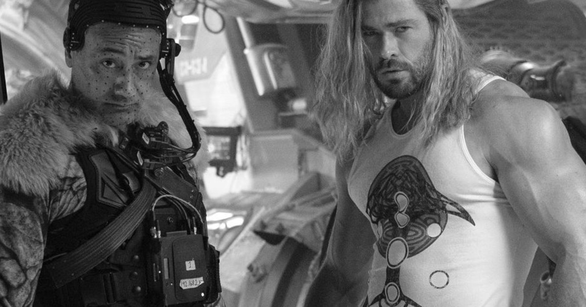 Chris Hemsworth Ultra-Jacked As ‘Thor’ 4 Finishes Filming