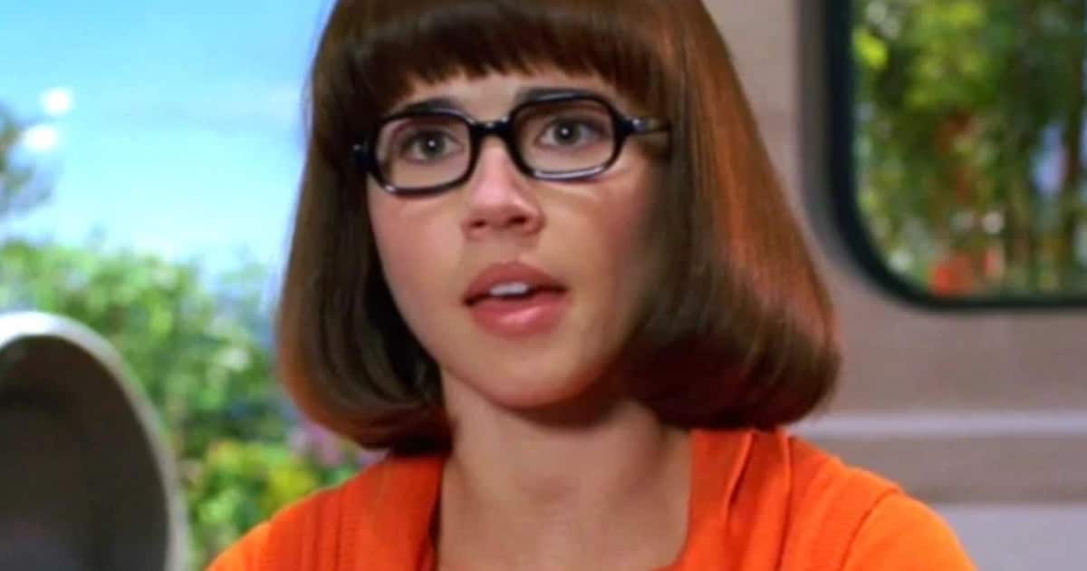 scooby-doo-velma-east-asian-different-world