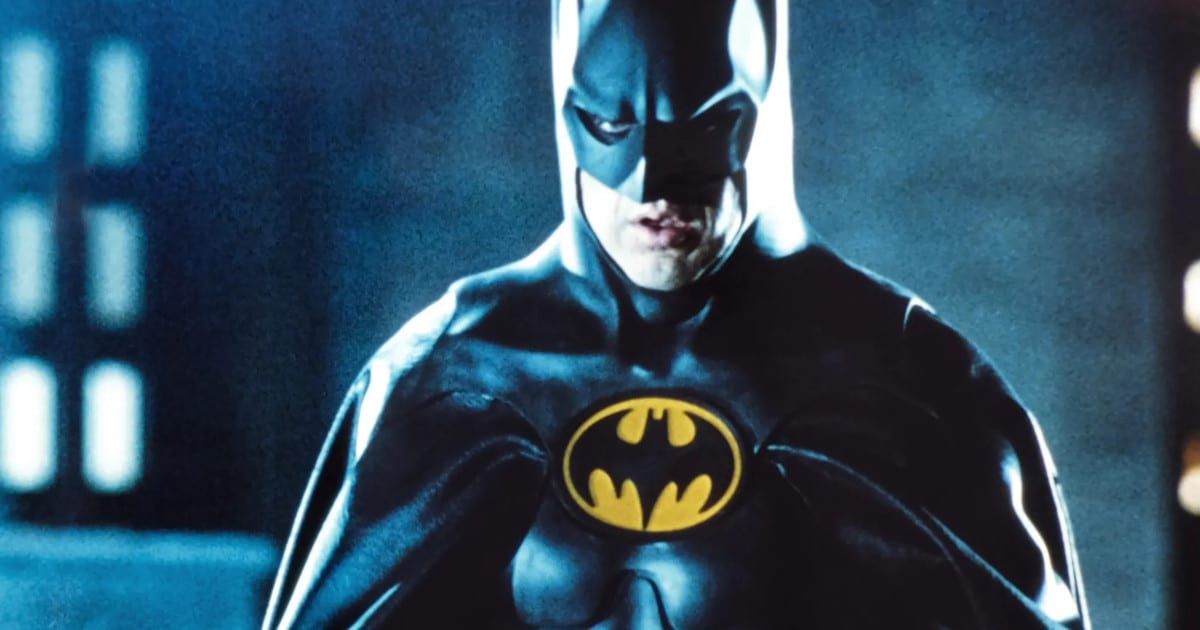The Flash: Leaks Include Michael Keaton Batman Batcave, Batmobile, Supergirl