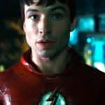 flash-teaser-batman-new-suit-dc-fandome