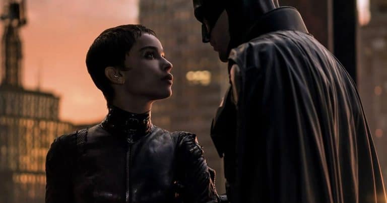 batman-zoe-kravitz-catwoman-robert-pattinson-showed-off